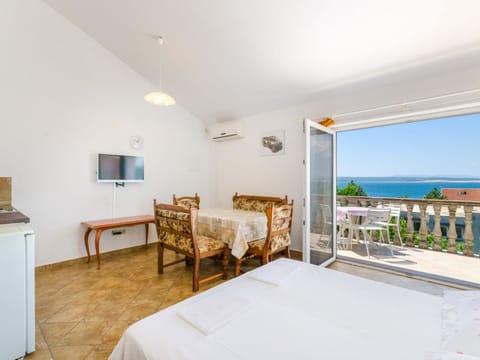 LANA 4 / HR-02384-04 Apartment in Crikvenica