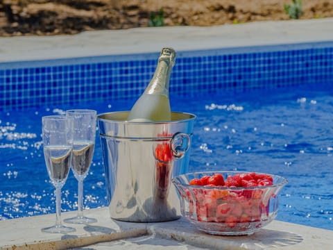 Villa mit Pool und schönem Meerblick Vacation rental in Crikvenica