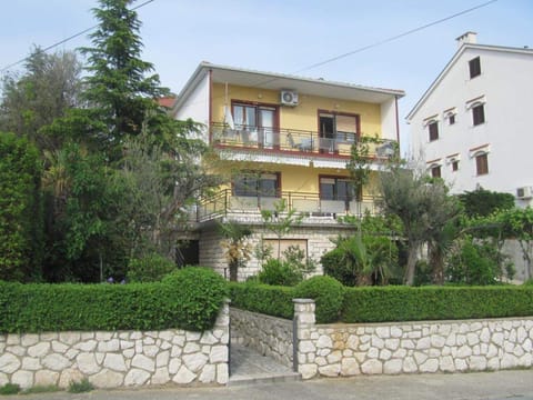 Appartement in Dramalj mit Terrasse Apartment in Crikvenica