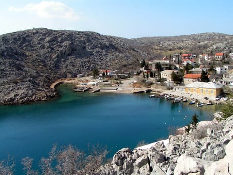 Studio für zwei Personen mit Balkon Apartment in Lika-Senj County