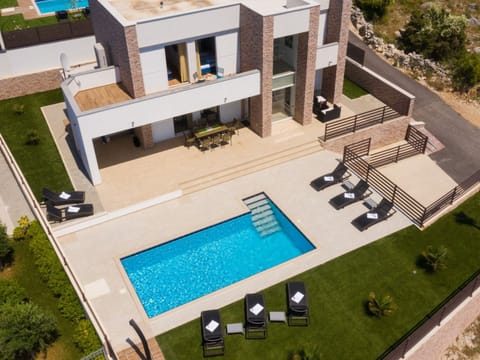 Luxuriöse Villa Royal I mit privatem Pool A5 Vacation rental in Novalja