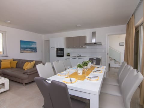 Luxuriöse Villa Royal I mit privatem Pool A5 Vacation rental in Novalja