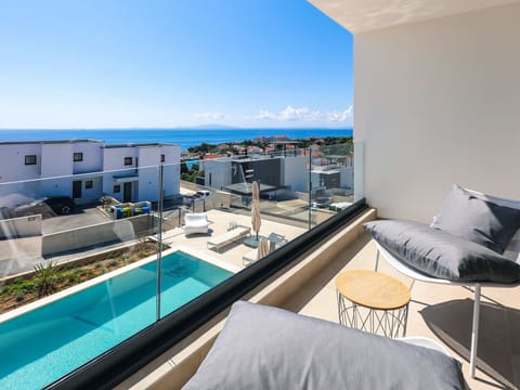 Luxuriöse Villa 360 - privater beheizter Pool Vacation rental in Lun