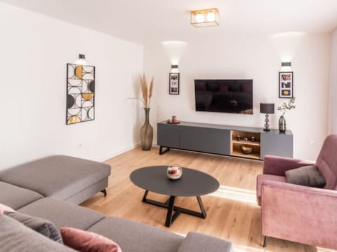 Villa Niko with heated pool Vacation rental in Šibenik-Knin County, Croatia