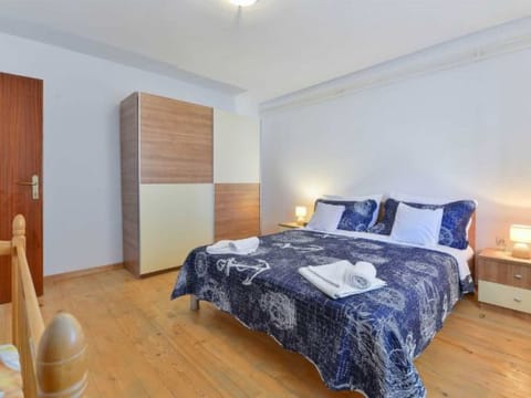 Holiday Home Vesna with pool Vacation rental in Šibenik-Knin County, Croatia