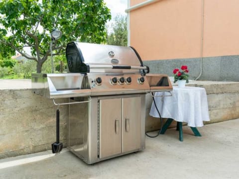 Luxury Villa Maria with large pool Vacation rental in Šibenik-Knin County, Croatia