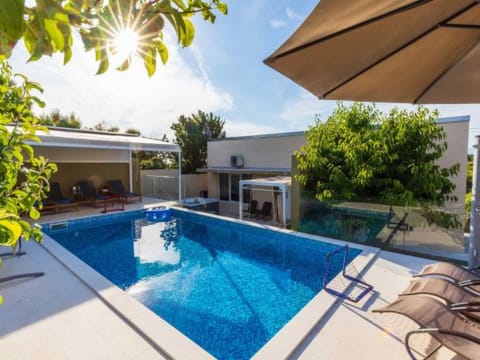 Great Villa Field Hills with sauna and jacuzzi Vacation rental in Šibenik-Knin County, Croatia