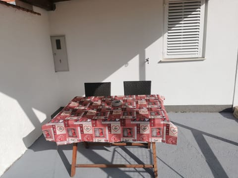 Gemütliche Wohnung Crno Apartment in Zadar