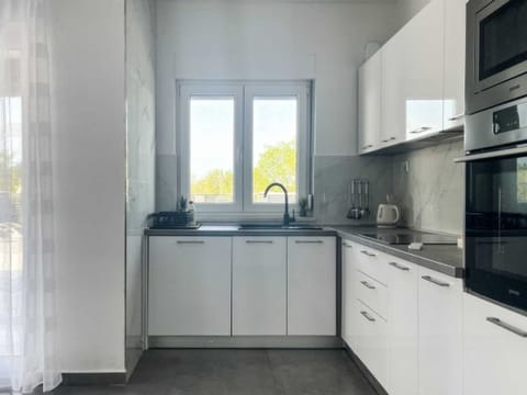 Villa Ela with heated pool Vacation rental in Šibenik-Knin County, Croatia