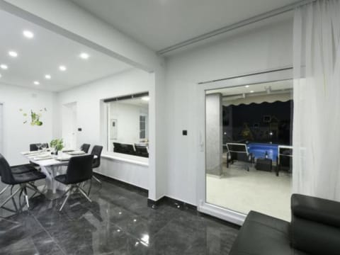 Villa Mare with heated pool and gym Vacation rental in Zadar