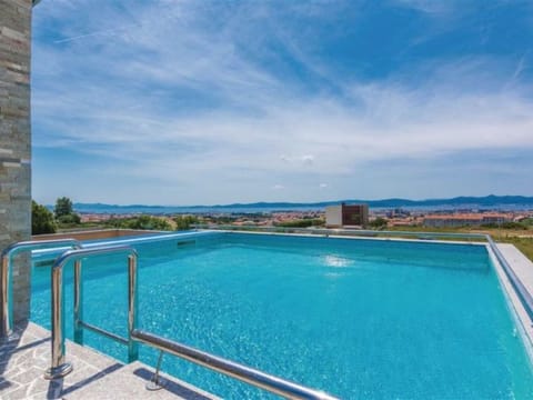 Villa Panorama with rooftop pool Vacation rental in Zadar