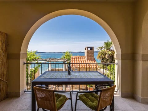 Wohnung mit Blick auf das Wasser Apartment in Šibenik-Knin County, Croatia