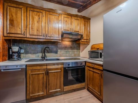 Stone Holiday house Zara with jacuzzi Vacation rental in Šibenik-Knin County, Croatia