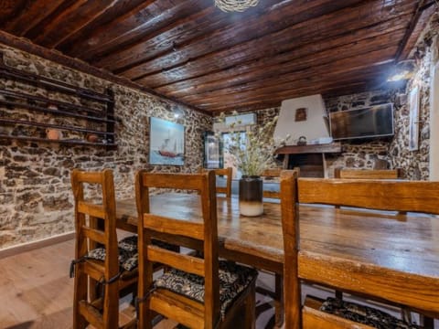 Stone Holiday house Zara with jacuzzi Vacation rental in Šibenik-Knin County, Croatia