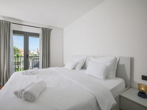 Villa Marta with heated pool and traditional taver Vacation rental in Šibenik-Knin County, Croatia