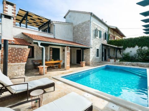 Stone Villa Mia with pool Vacation rental in Šibenik-Knin County, Croatia