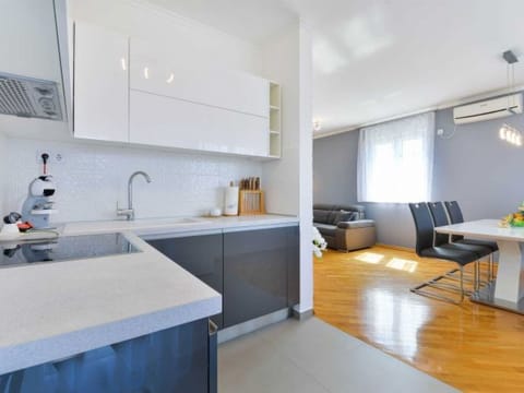 Penthouse Laudato with jacuzzi Apartment in Šibenik-Knin County, Croatia