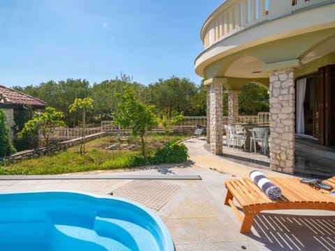 Charming Villa Rea, 8+2 with heated pool Vacation rental in Šibenik-Knin County, Croatia