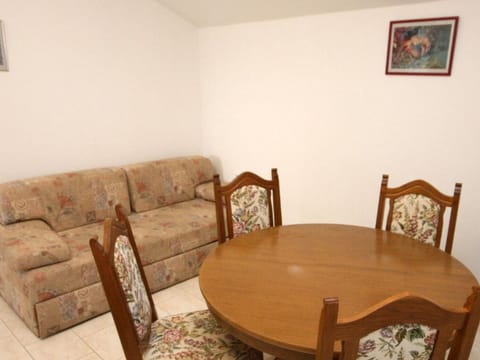 Wohnung "Blažević 04" direkt am Strand Apartment in Šibenik-Knin County, Croatia