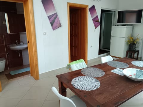 "Moreta - Luce" mit Terrasse Apartment in Biograd na Moru