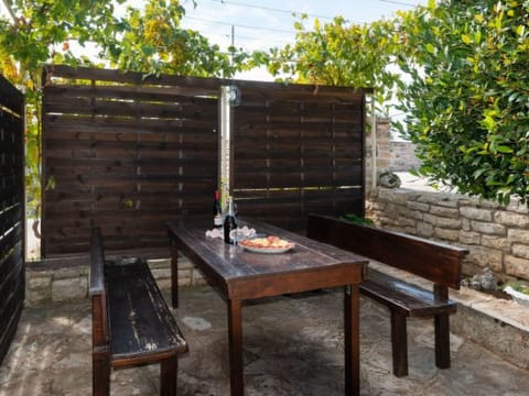 Country House Irena with pool Vacation rental in Šibenik-Knin County, Croatia