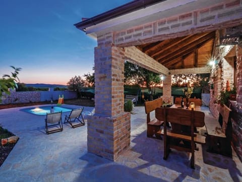 Anita 1 mit Pool Vacation rental in Šibenik-Knin County, Croatia