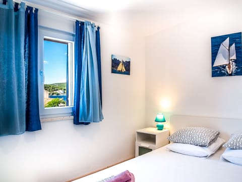 "Sunny Apartmen" direkt am Strand Apartment in Tisno