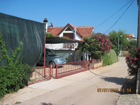 Jezera Apartment in Tisno