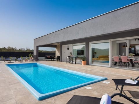 Villa Millenium Vacation rental in Tisno