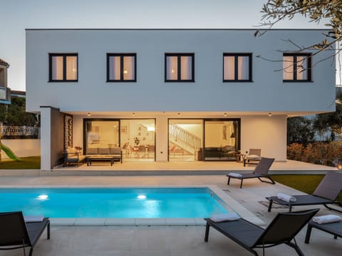 Villa Lumino Vacation rental in Murter