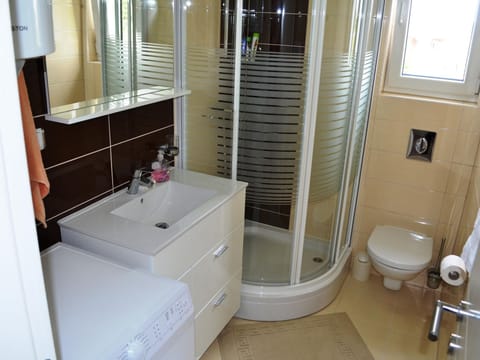 Wohnung "Dario" mit Balkon Apartment in Šibenik-Knin County, Croatia