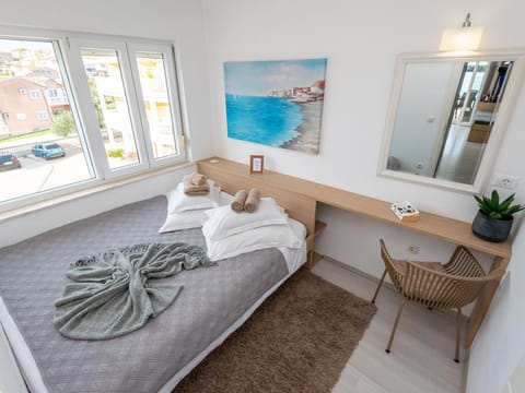 Apartment mit Meerblick - nur für Erwachsene Apartment in Šibenik-Knin County, Croatia