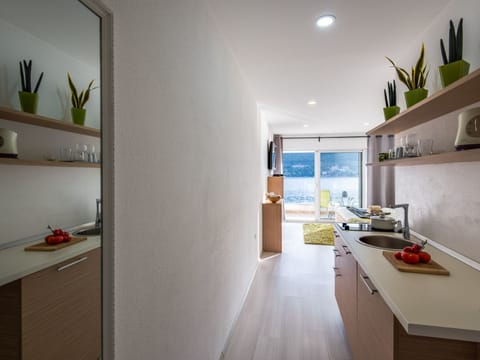 Srudio mit Meerblick - nur für Erwachsene Apartment in Šibenik-Knin County, Croatia