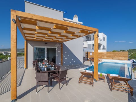 Wunderschöne Ferienvilla Lomari Vacation rental in Šibenik