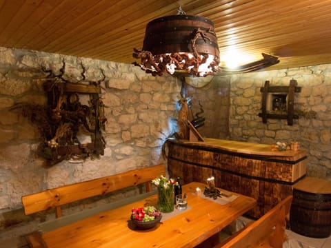 Villa mit beheiztem Pool Vacation rental in Šibenik-Knin County, Croatia