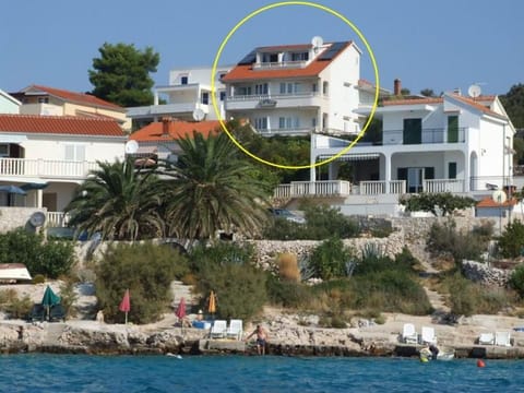 in Sevid mit privatem Parkplatz Apartment in Šibenik-Knin County, Croatia