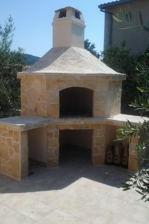 mit Blick auf das Wasser Vacation rental in Šibenik-Knin County, Croatia