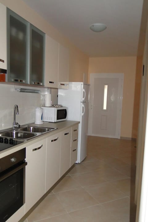 Wohnung "Asia 1" mit Blick auf das Wasser Apartment in Šibenik-Knin County, Croatia