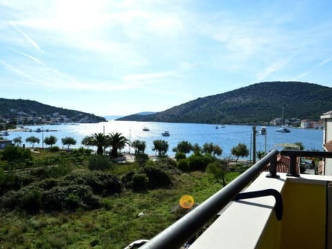 im Dachgeschoss Apartment in Šibenik-Knin County, Croatia