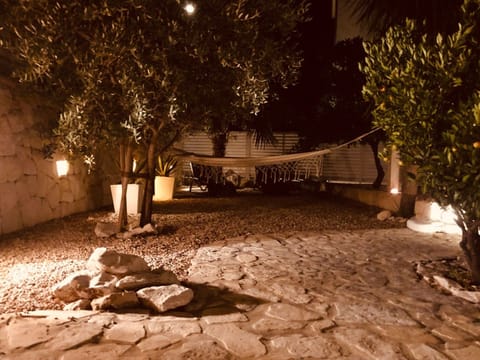 Finca mit Blick auf das Wasser Vacation rental in Šibenik-Knin County, Croatia