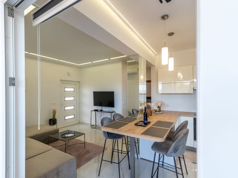 Luxuriöses Apartment in Strandnähe Apartment in Okrug Gornji