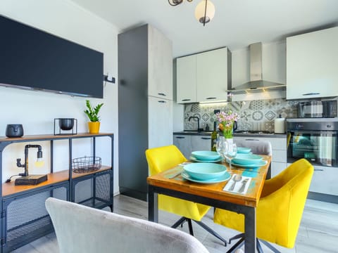 Brandneue Design-Wohnung mit großer Terrasse Apartment in Šibenik-Knin County, Croatia