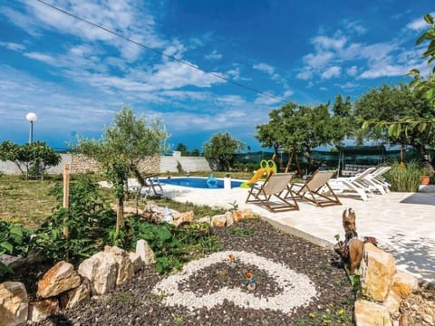 Villa Anita mit Privatpool in Budak Vacation rental in Šibenik-Knin County, Croatia