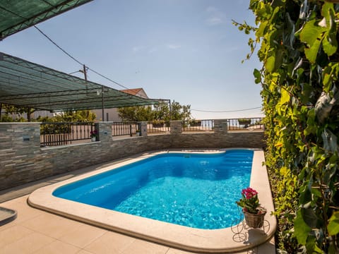 Villa "Petra" mit Blick auf das Wasser Vacation rental in Podstrana