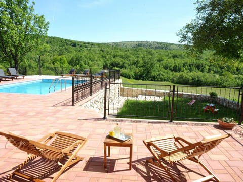 Alleinstehendes Ferienhaus mit Swimmingpool Vacation rental in Split-Dalmatia County