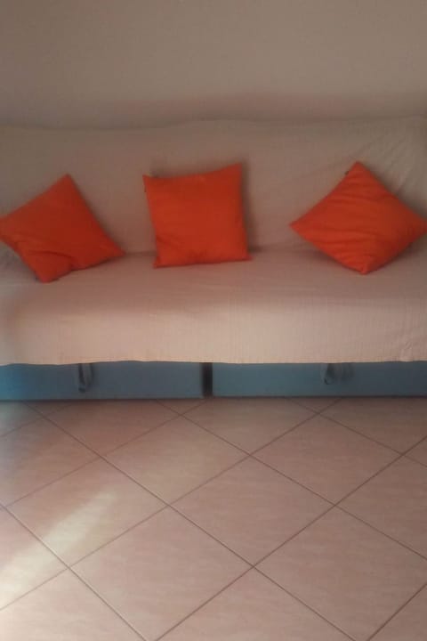 "Apartment Mate 3" Apartment in Bol