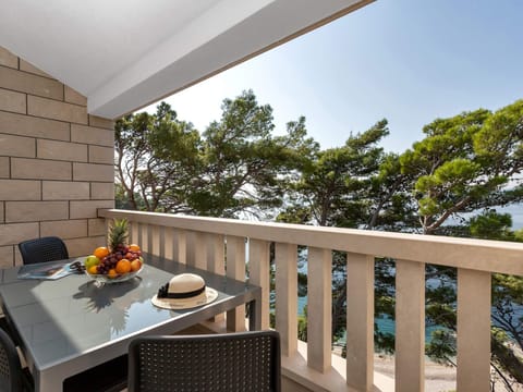 Pine Canopy Family Studio mit Meerblick A2 Apartment in Brela