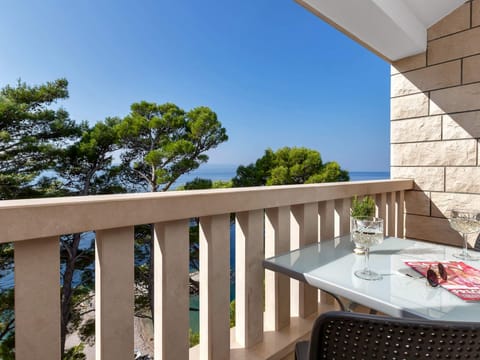 Pine Canopy Family Studio mit Balkon und Meerblick A3 Apartment in Brela