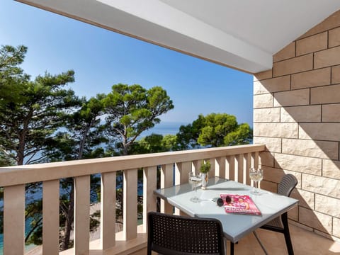 Pine Canopy Family Studio mit Balkon und Meerblick A3 Apartment in Brela