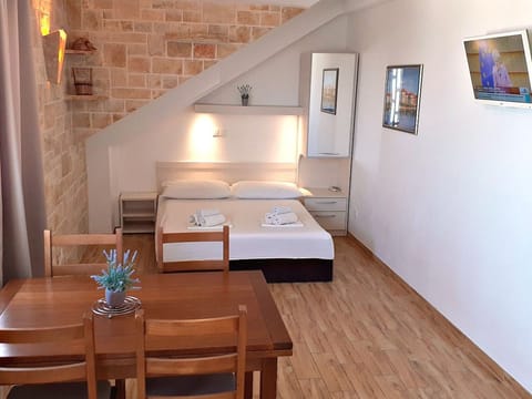Schöne Ferienwohnung in Baska Voda mit Terrasse Apartment in Baška Voda